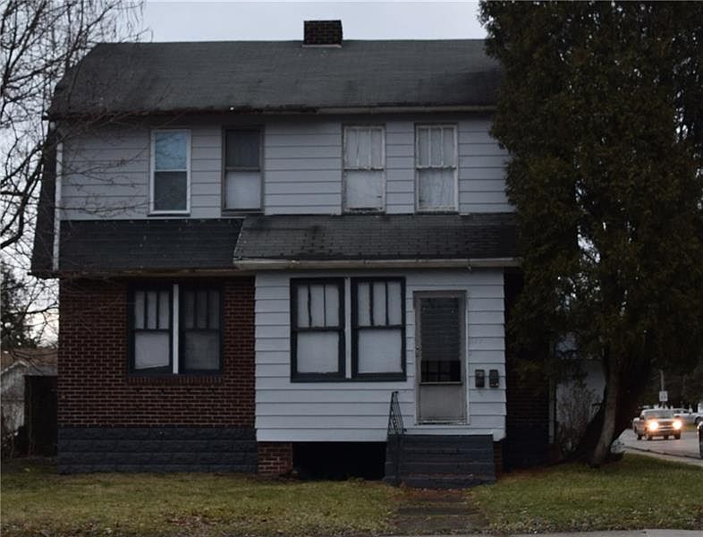 1st image of 559 Stambaugh Ave