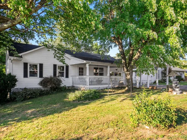 25 Kaye St, Berea, KY 40403