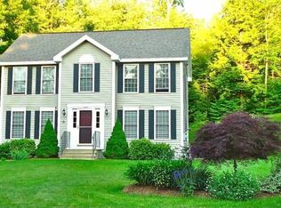 114 Magnolia Dr, Goffstown, NH 03045