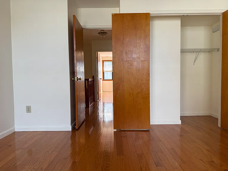 1229 Wood St #2F — Photo 21