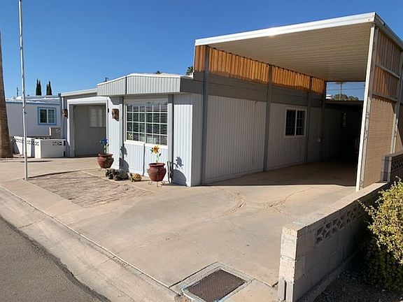 3rd image of 420 W Rainbow Ln