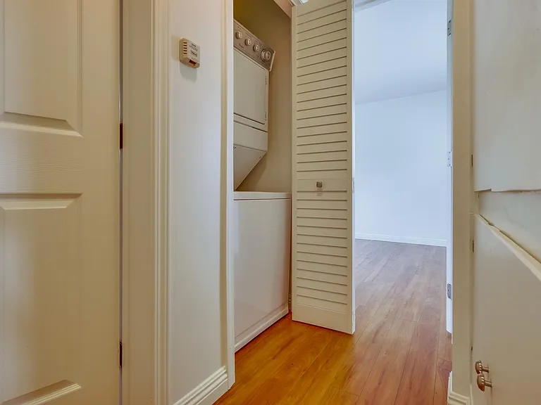 508 S Ola Vis — Photo 21