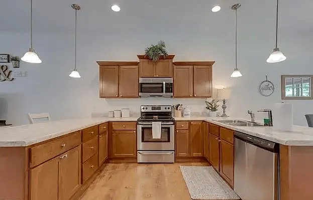 1018 Poplar Drive Ext — Photo 11