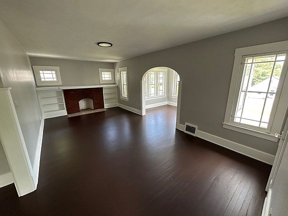 2nd image of 543 E Avondale Ave #1