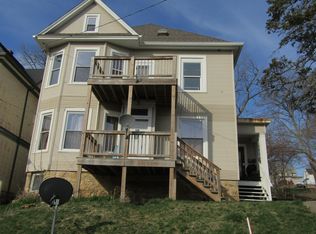 717 Caledonia Pl #1, Dubuque, IA 52001