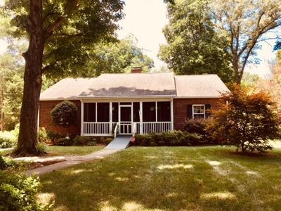 1024 S Brady Ave, Newton, NC, 28658