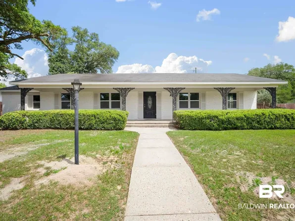 2754 Brierwood Dr, Mobile, AL 36606