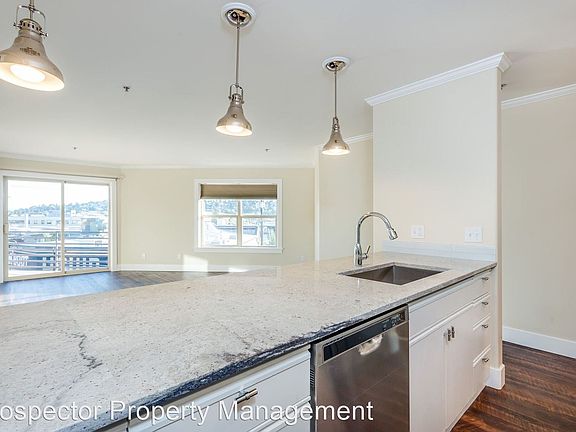 5th image of 5317 22nd Ave NW #202