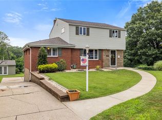 3491 Brickley Dr, Pittsburgh, PA 15227