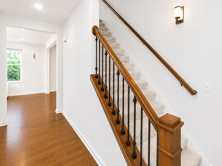 51172 Quaker Ln — Photo 8