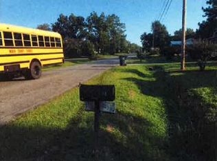 115 Town Creek Dr, Sylvester, GA 31791