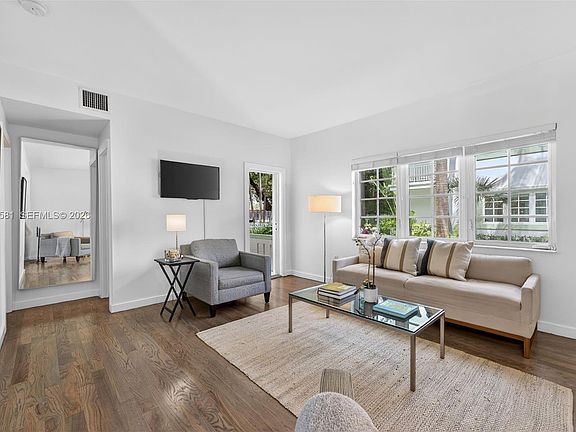 3rd image of 1205 Meridian Ave APT 1