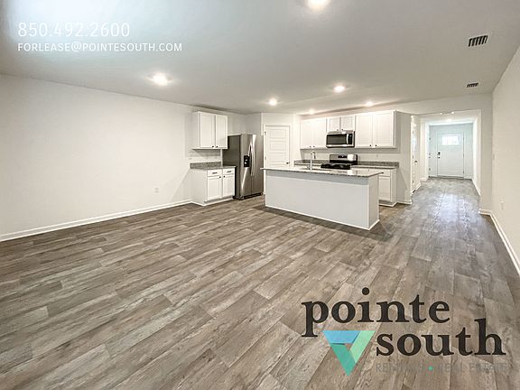 4th image of 13514 Cannes Ct