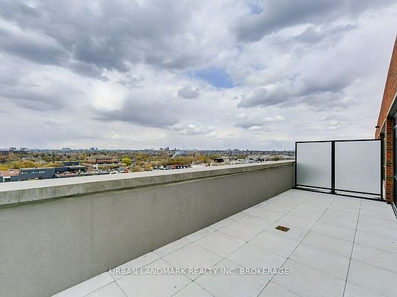 3rd image of 2300 Saint Clair Ave W #914