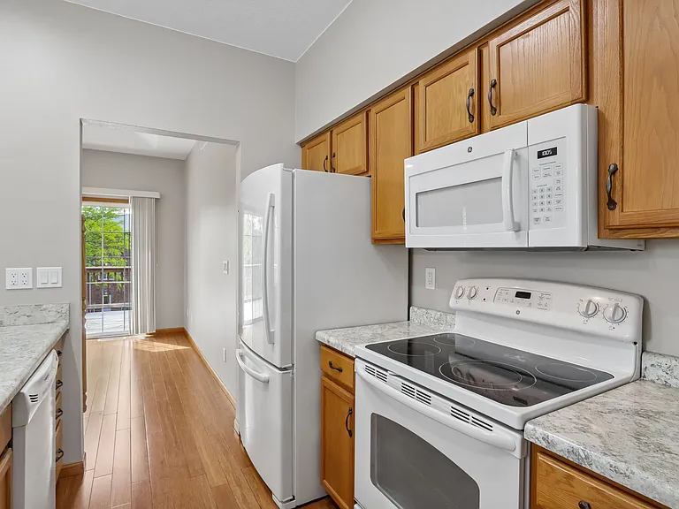 1551 Ranier Dr — Photo 23