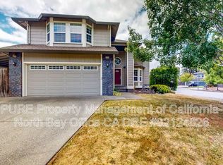 2030 Seville St, Santa Rosa, CA 95403