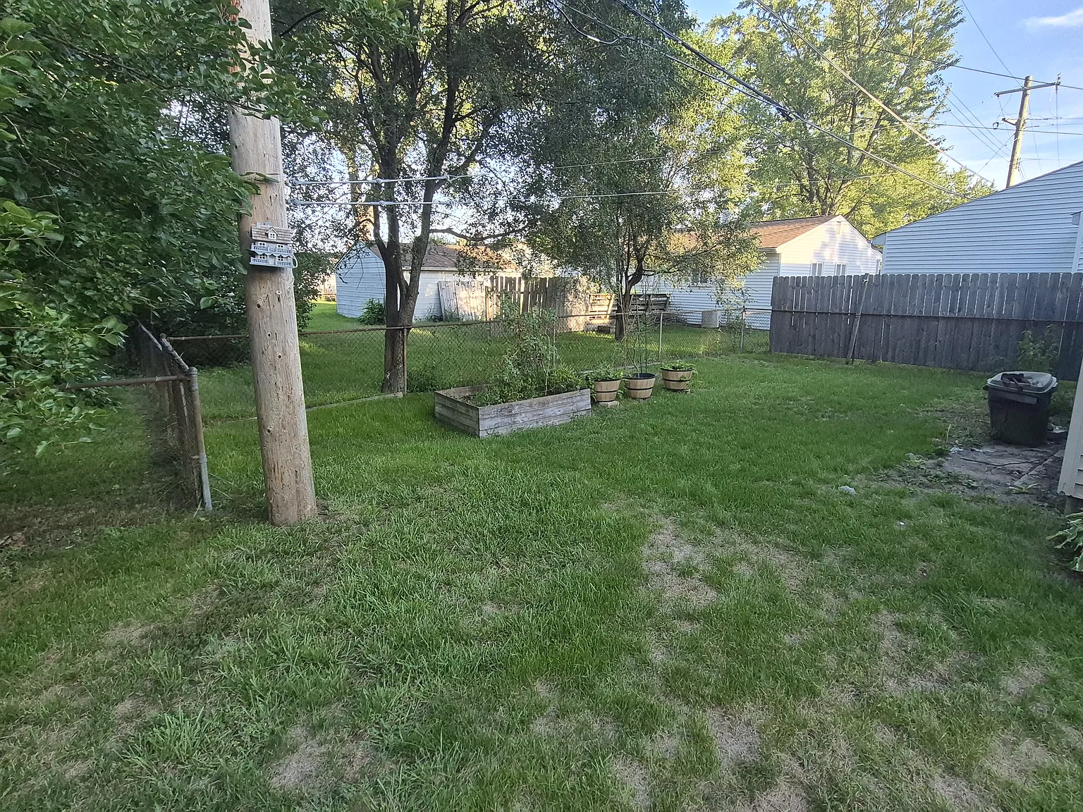 3 bed, 912 sqft, $1,850 — Photo 3