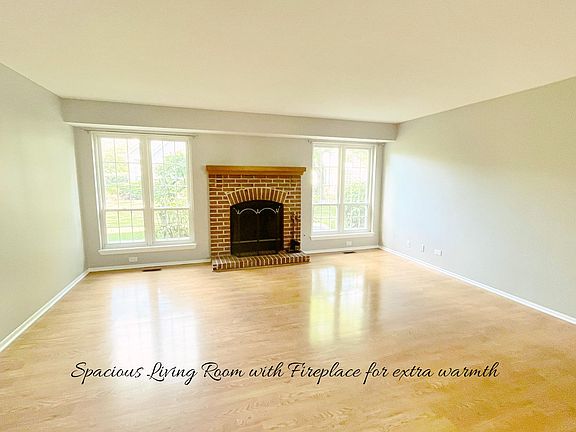 3rd image of 150 White Branch Ct N