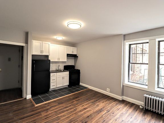 5th image of 2753 Barker Ave APT X3