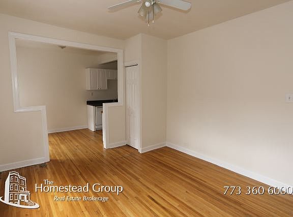 5th image of 3827 1/2 N Fremont St APT 3E