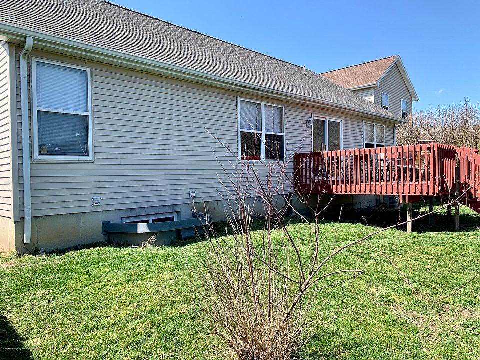 2nd image of 1392 Yarrow Dr