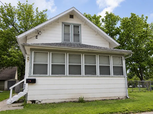 409 Norwood Ave, Waterloo, IA 50703