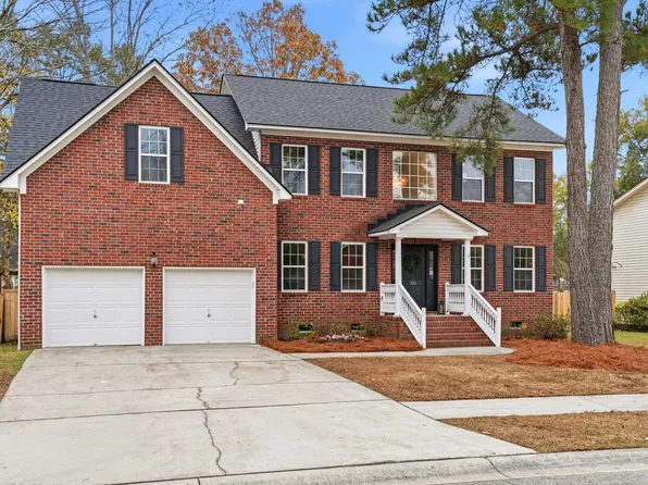 110 Holbrook Ln, Goose Creek, SC 29445