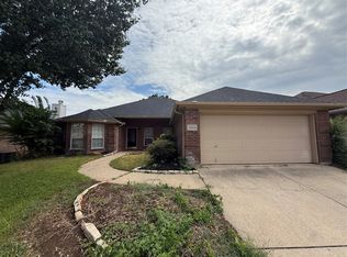 5804 Sugar Maple Dr, Fort Worth, TX 76244