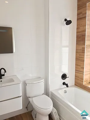 Rented by EXR | media 6