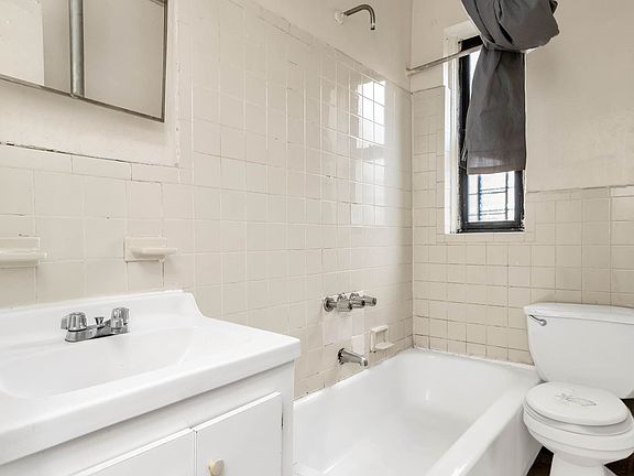 4th image of 582 Saint Nicholas Ave #508