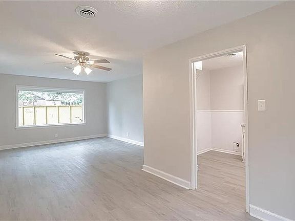 2nd image of 2403 S Octavia Dr