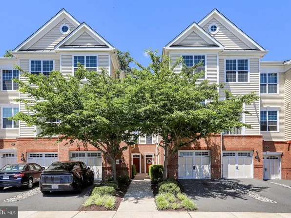23225 Milltown Knoll Sq Unit 111, Ashburn, VA 20148