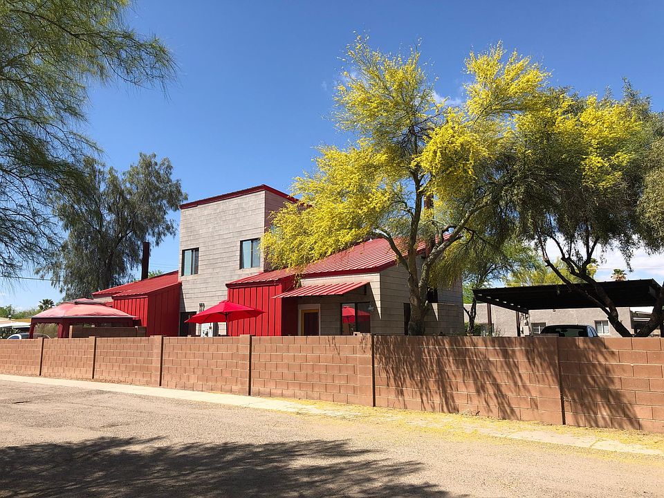 2nd image of 1421 E Blacklidge Dr