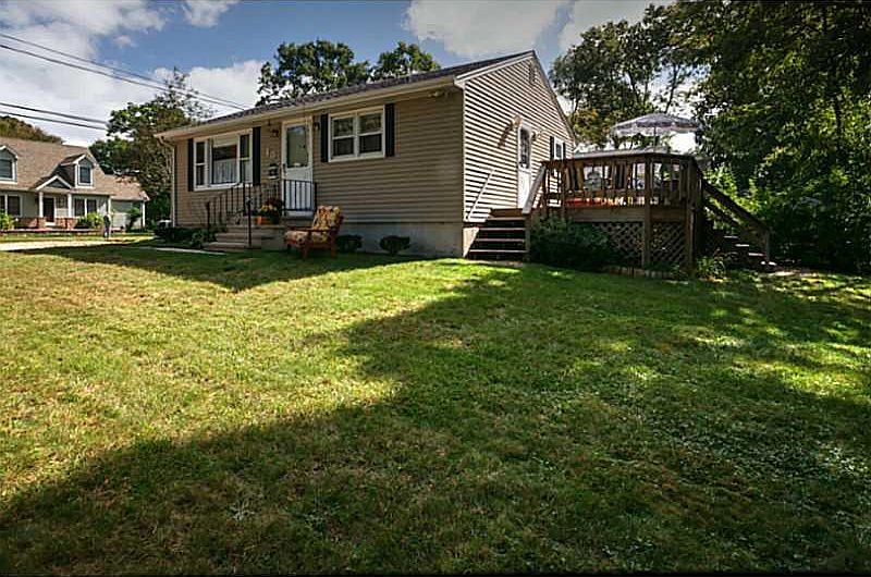 1st image of 10 Triton Dr W