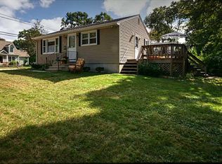 10 Triton Dr W, South Kingstown, RI 02879