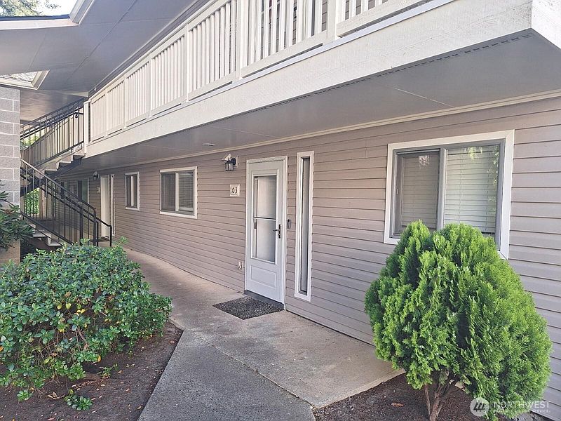 2nd image of 14517 NE 40th Street #F103