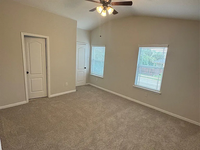1713 Suter St — Photo 15