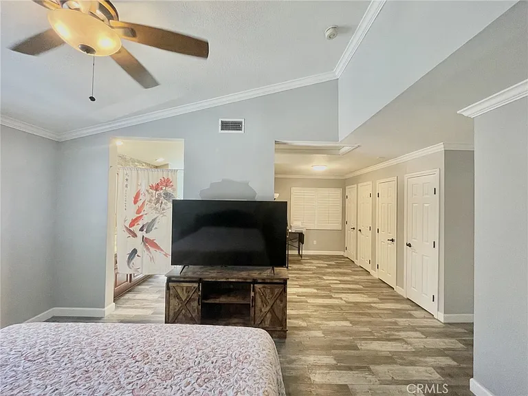 6345 Amherst Ct — Photo 18