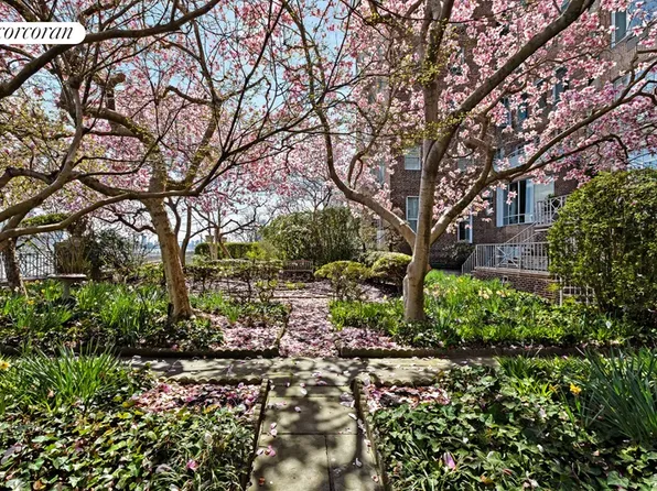 1 Beekman Place image 19 of 21