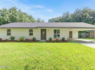 113 Driftwood Dr, Lafayette, LA 70503