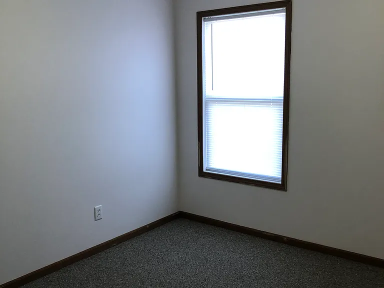 212 E Bridge St #212 — Photo 8
