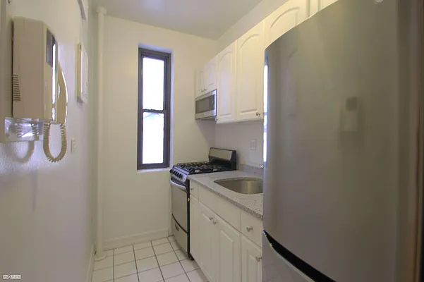 Rented by Citi Habitats | media 25