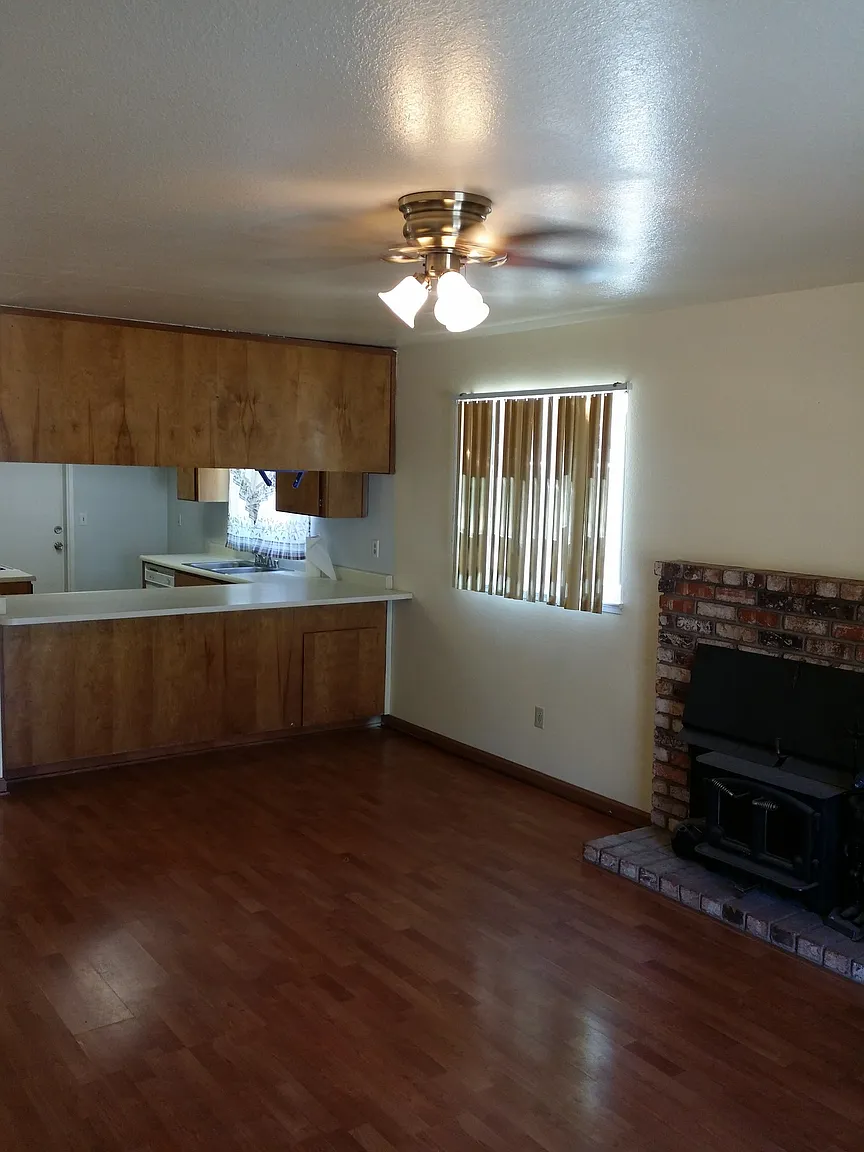 2601 Finlandia Ave photo 1