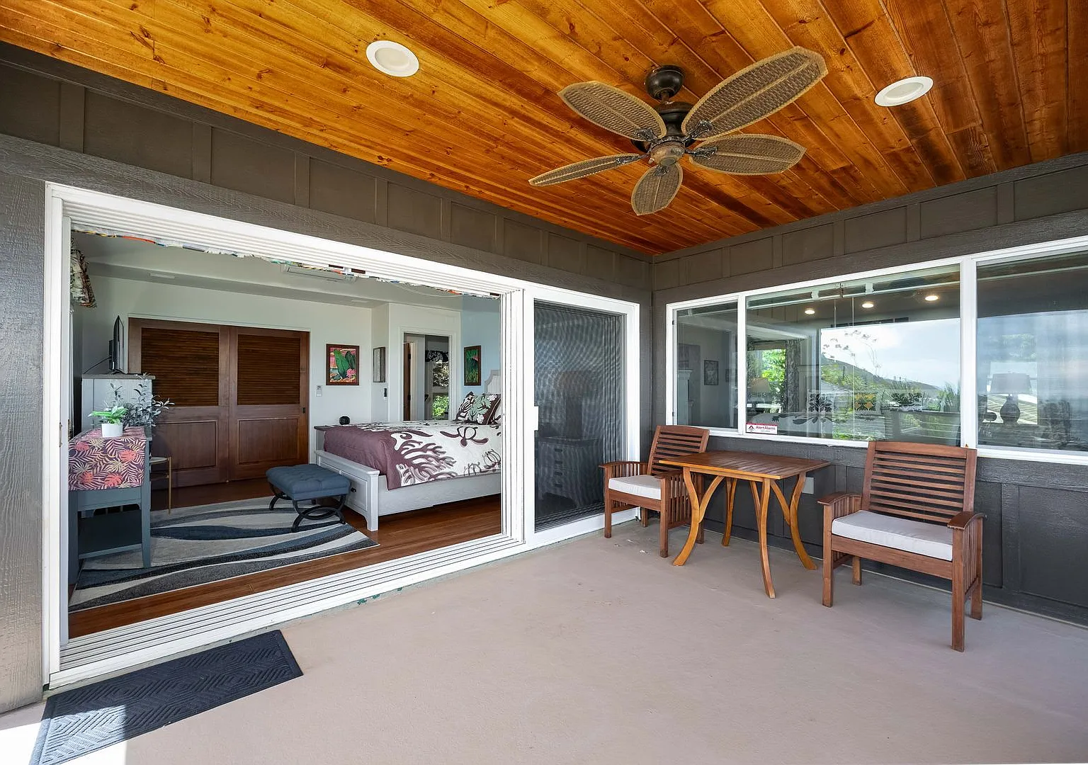 Available Now ! Lanaikai - Furnished home with a view | 612 Month Lease** — Photo 4