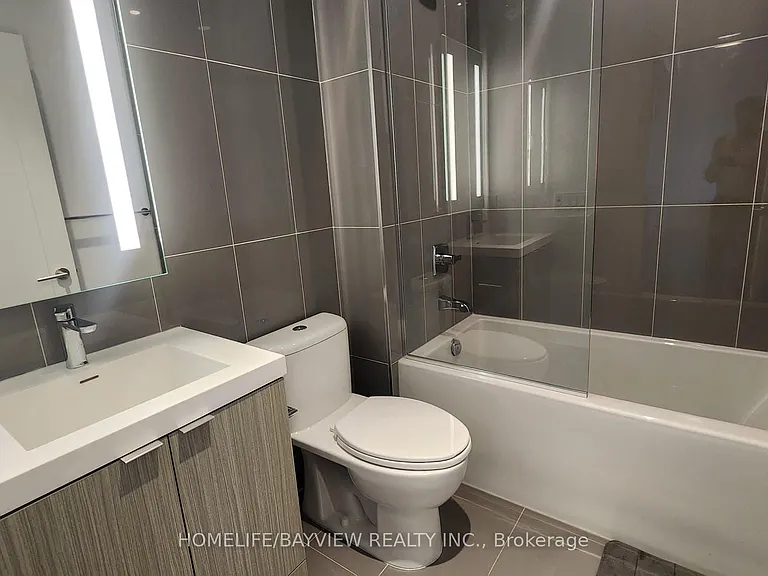 575 Bloor St E #2704 — Photo 13