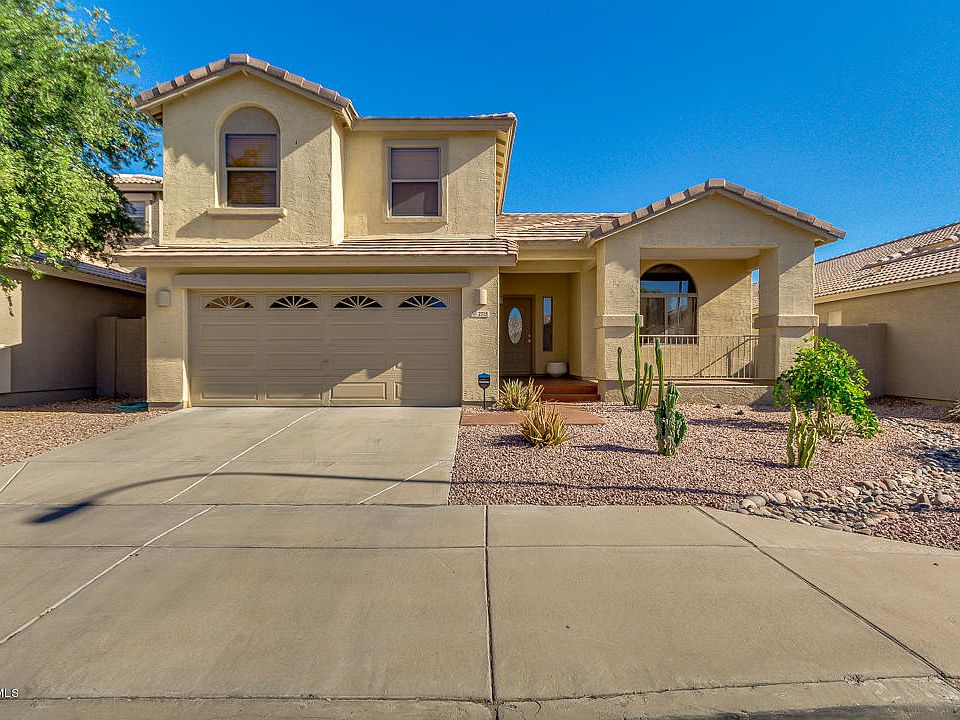 1st image of 2715 E Valencia Dr