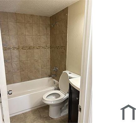 4th image of 10619 Davis Rd APT A