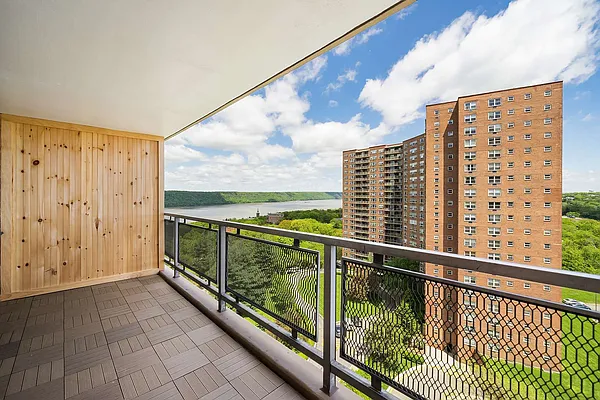 Sold by Compass | media 8