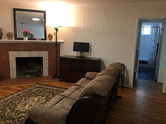 5th image of 5067 Topanga Canyon Blvd