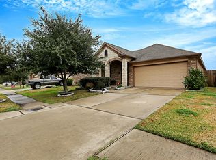 6714 Hunters Creek Ln, Baytown, TX 77521